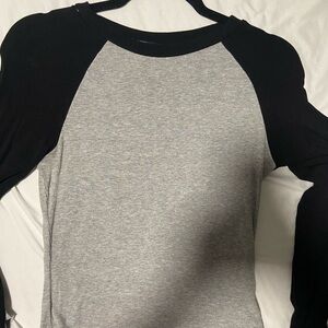 SHEIN Black and Gray Long Sleeve Tee
